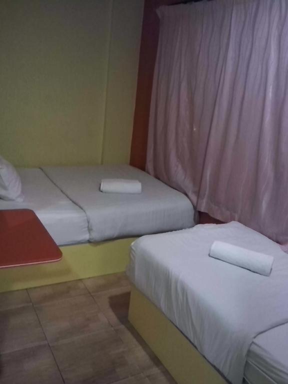 Rest & Go Hotel Shah Alam @ Uitm & Hospital Шах Алам Стая снимка