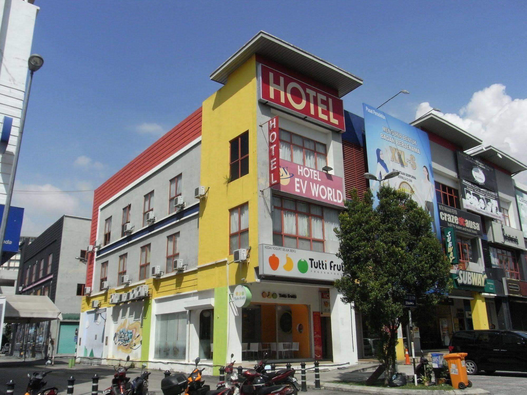 Rest & Go Hotel Shah Alam @ Uitm & Hospital Шах Алам Екстериор снимка