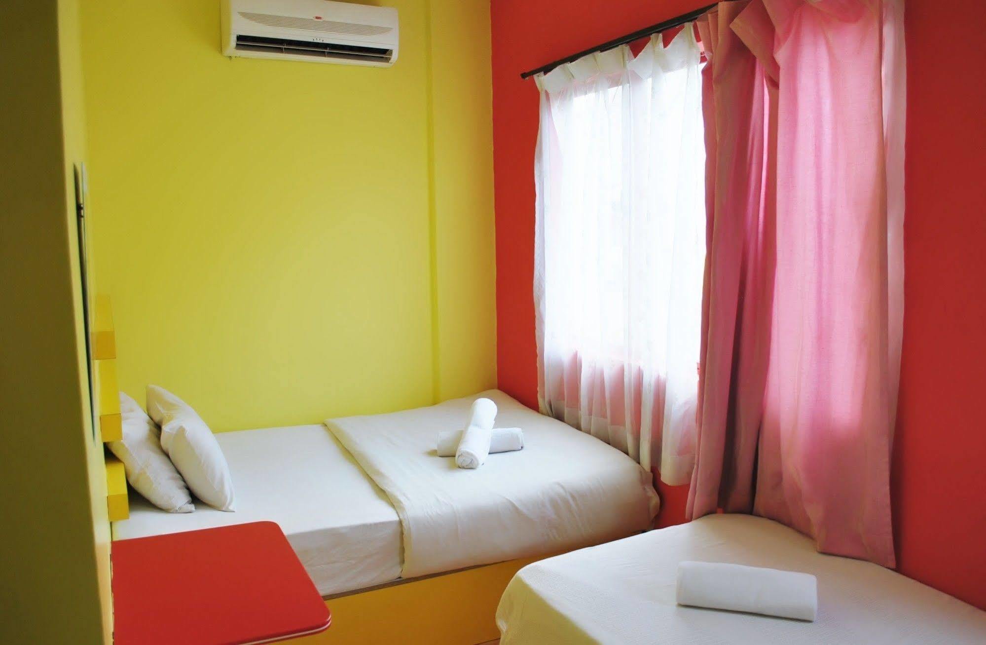 Rest & Go Hotel Shah Alam @ Uitm & Hospital Шах Алам Екстериор снимка